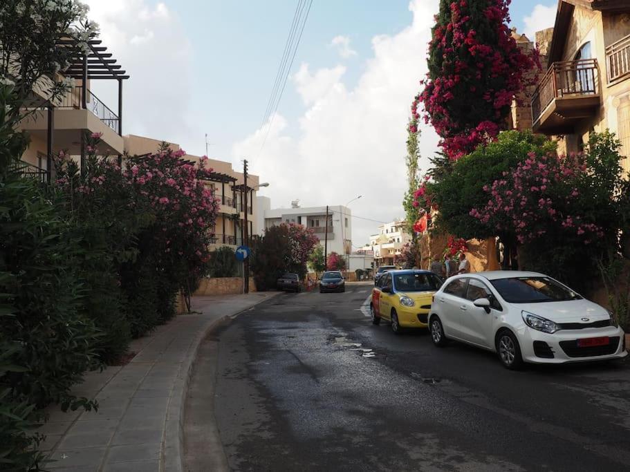 A Stone'S Throw From Everything بافوس المظهر الخارجي الصورة